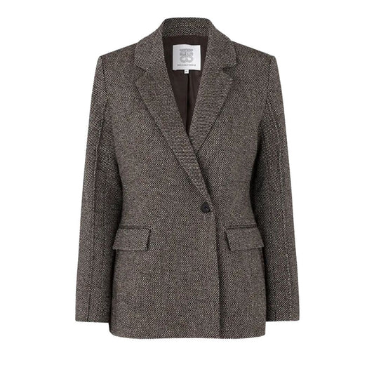 Second Female Delicioso Emi Fitted