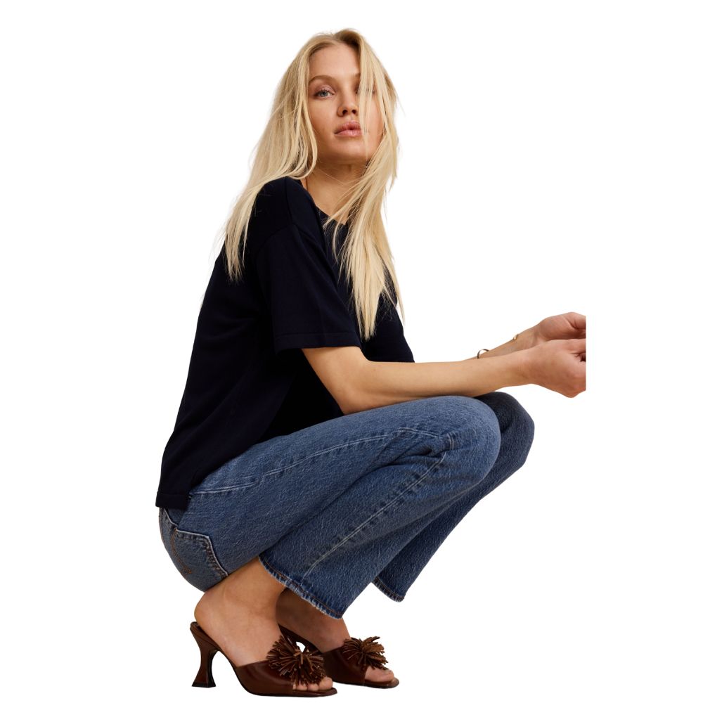 Sibin Linnebjerg Black June