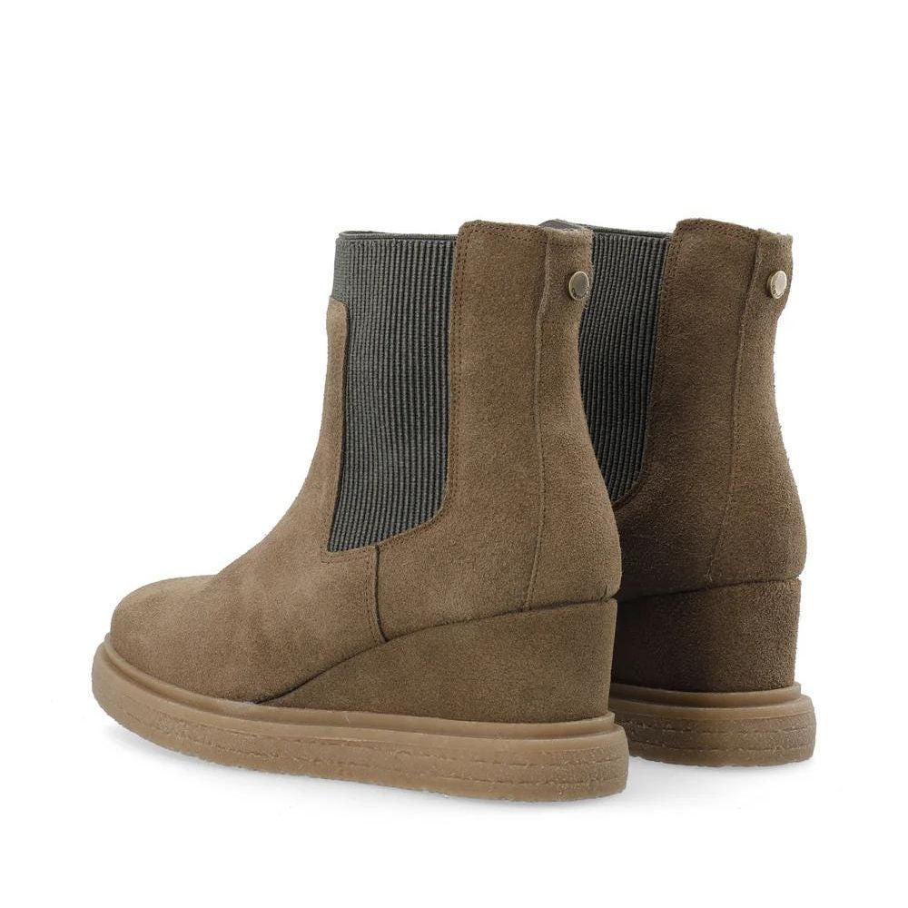 Cashott Brown Casanja Chelsea Boot
