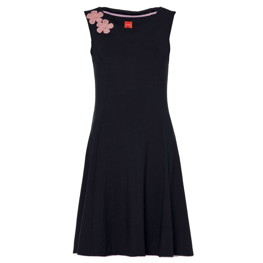 Du Milde Elegant And Fine Ninna