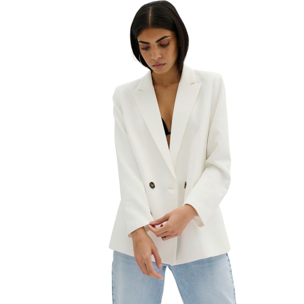 My Essential Wardrobe Snow White The Tailored Blazer