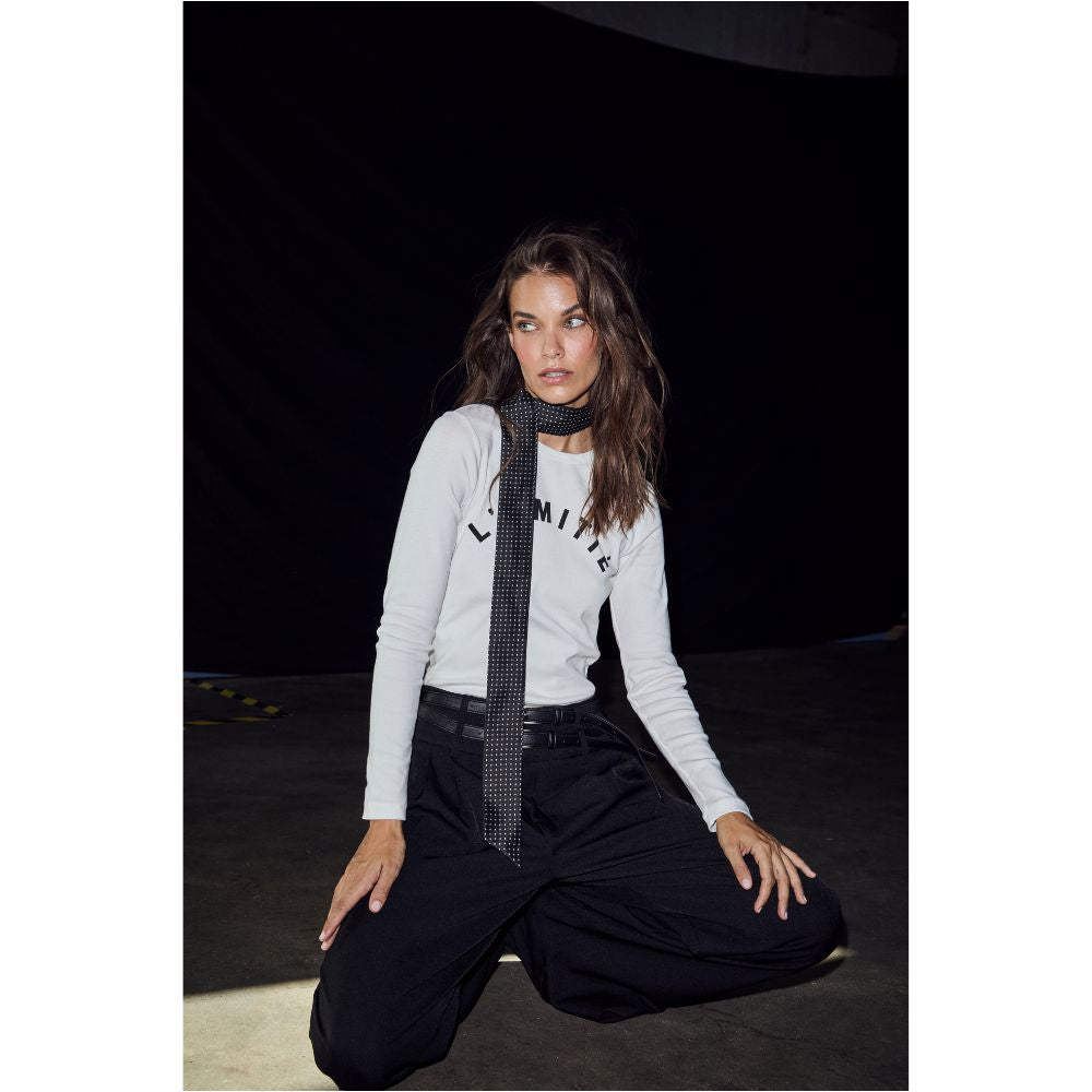 L'AMITIÉ Off-White Clean LS Logo Te
