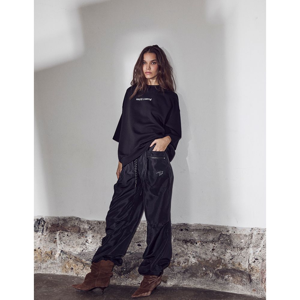 L'amitié Black Print Studio SS Swea