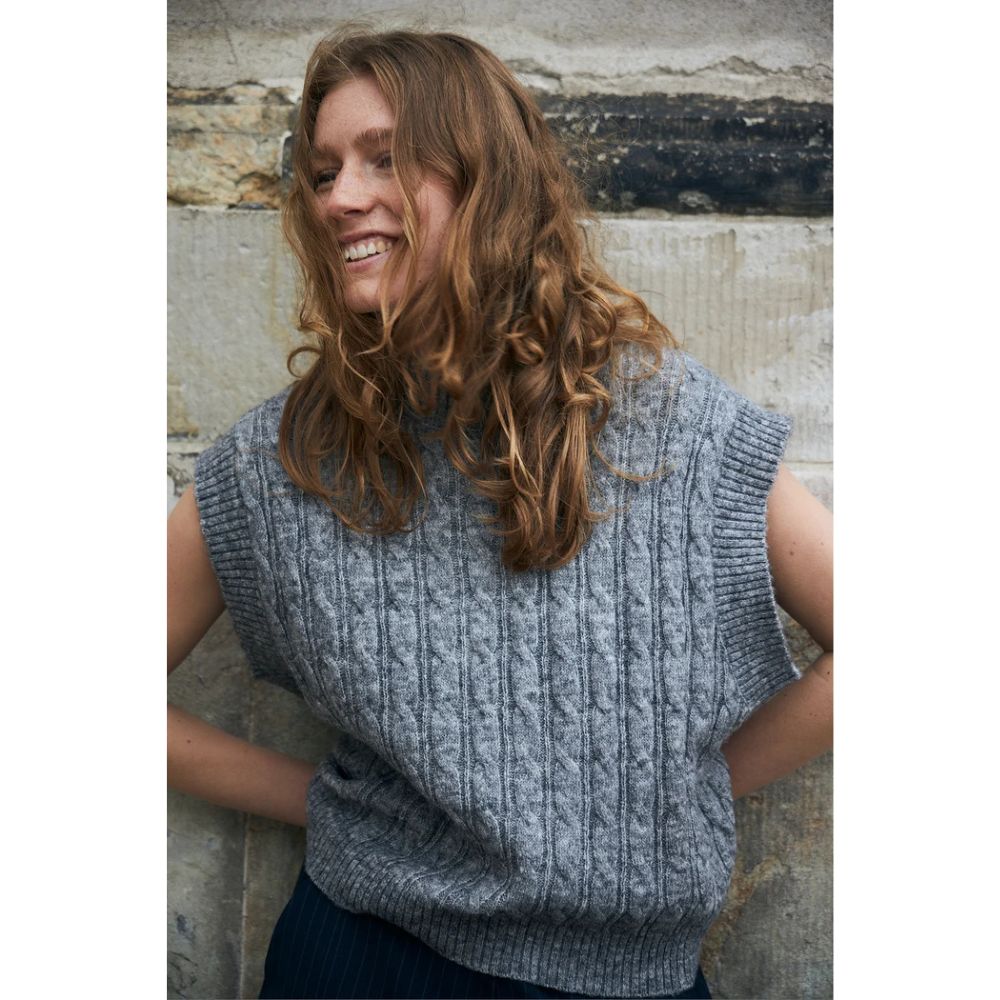 Lollys Laundry Grey Melange Finn Knit Vest