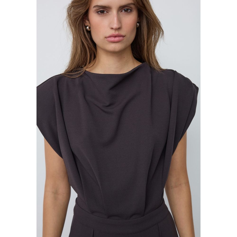 Co`Couture Bison Falcon Pleat Suit
