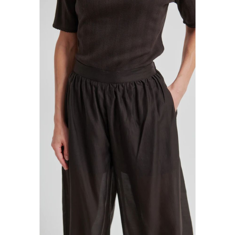 Second Female Brun Hidie Pants