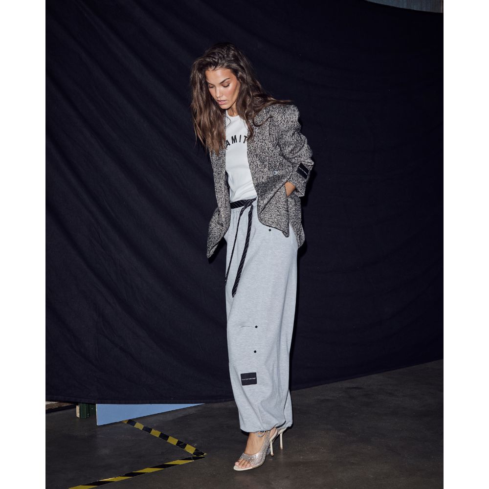 L'AMITIÉ Grey M. Maxi Split Tie Pan