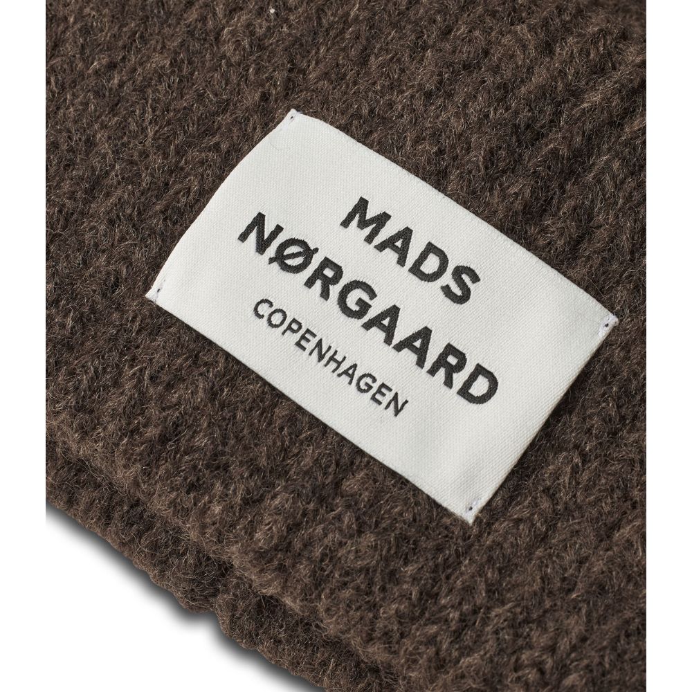 Mads Nørgaard Brun Anju Hue