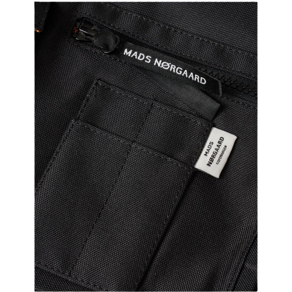 Mads N. Black Bel One Cappa Bag FAV