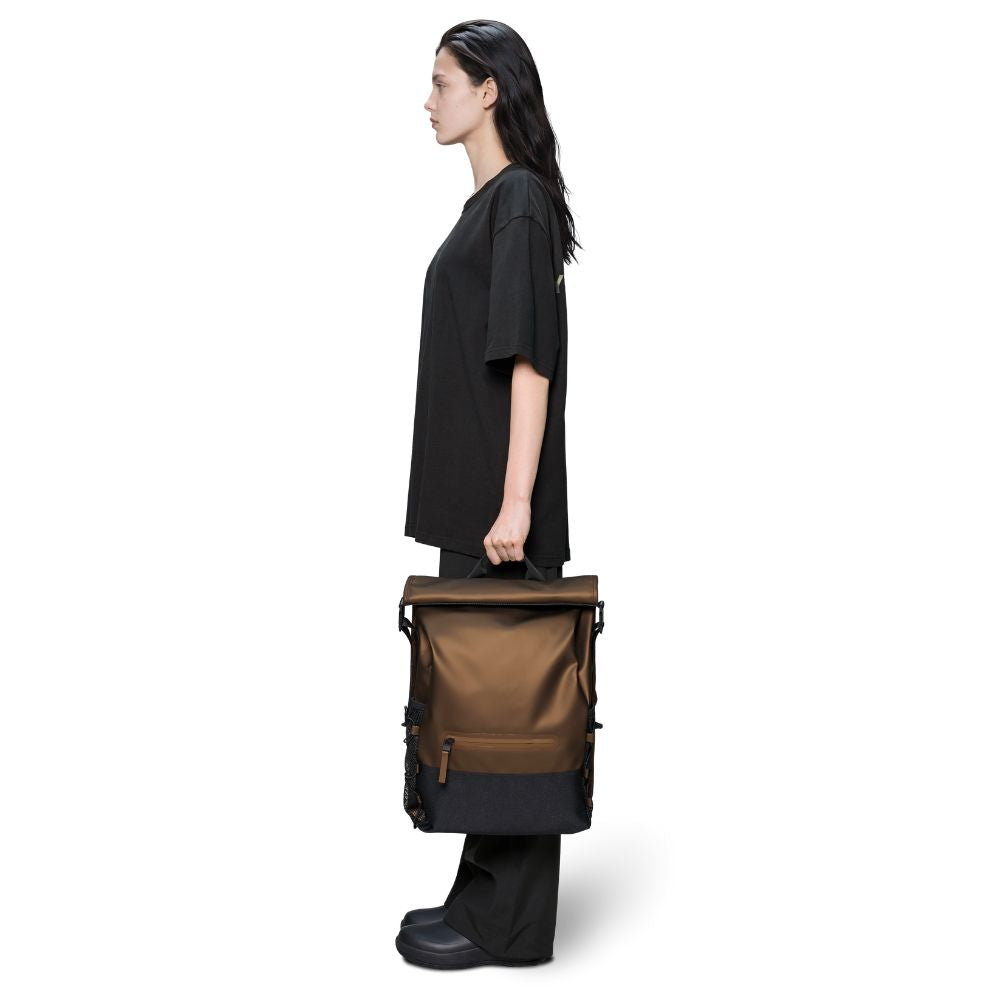 RAINS Brun Trail Mountaineer Rolltop