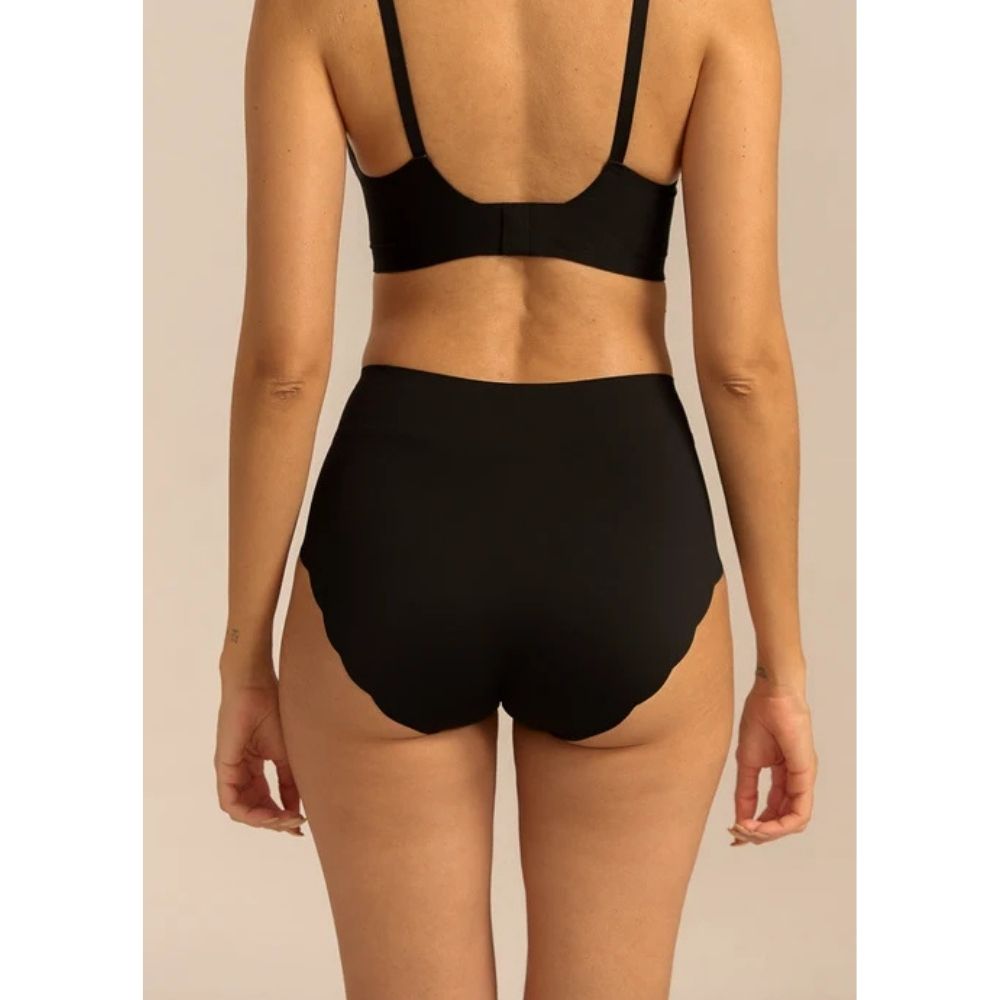 FEMIFEMME Sort Invisible Highwaist Maxi Trusser