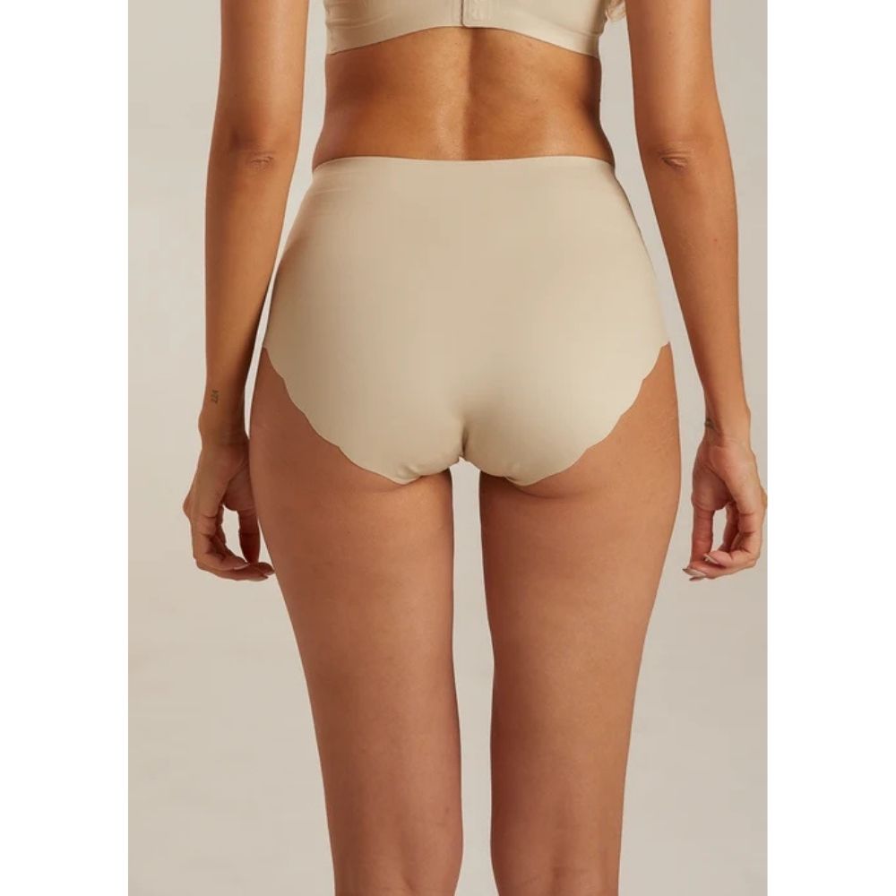 FEMIFEMME Sand Invisible Highwaist Maxi Trusser