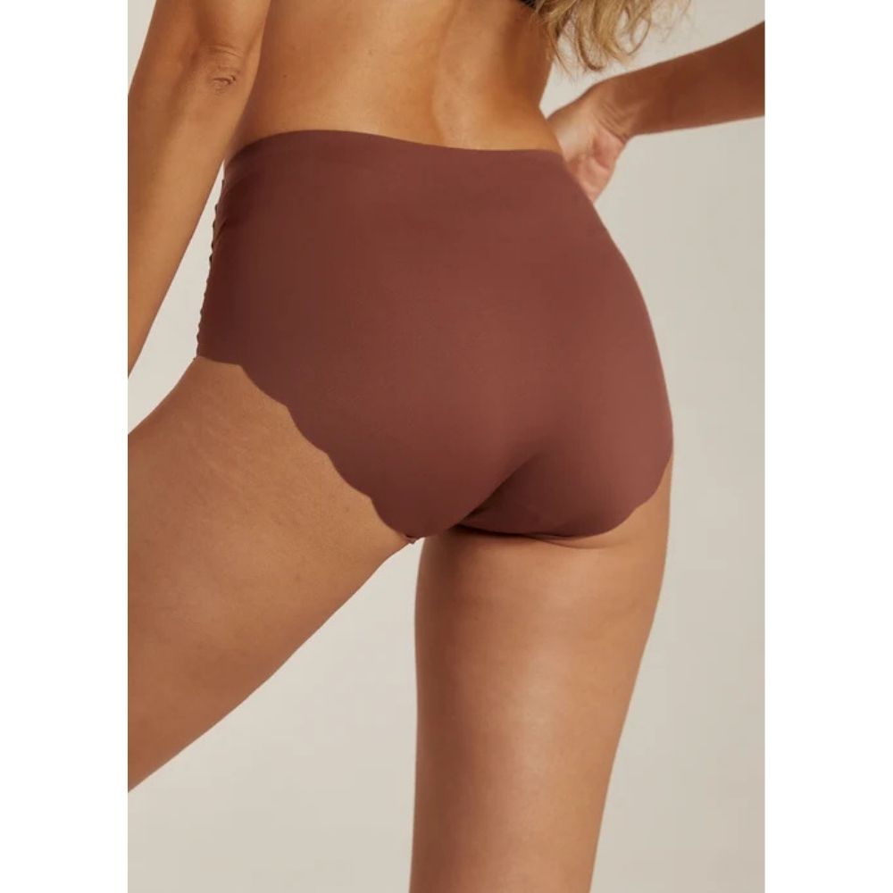 FEMIFEMME Velvet Chocolate Invisible Highwaist Maxi Trusser