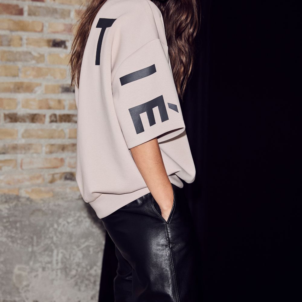 L'AMITIE Beige Maxi Split Logo Sweat