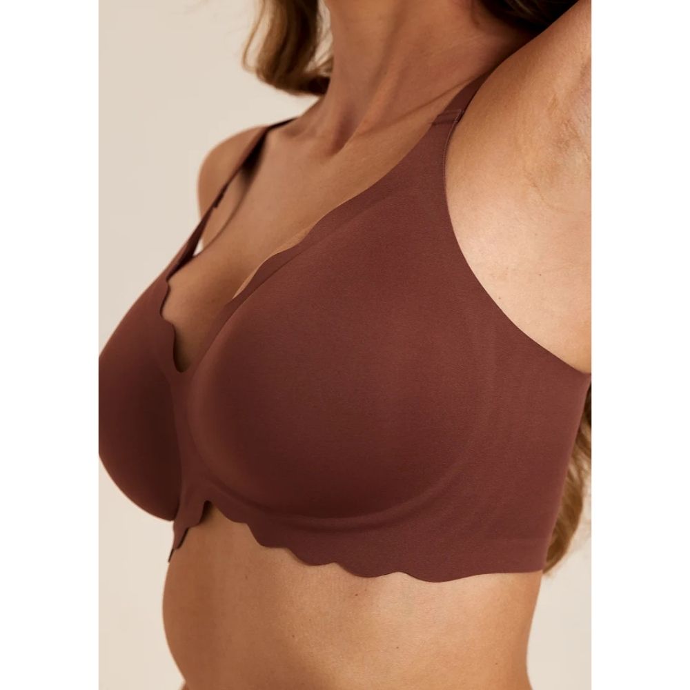 FEMIFEMME Velvet Chocolate Soft Scallop Bra