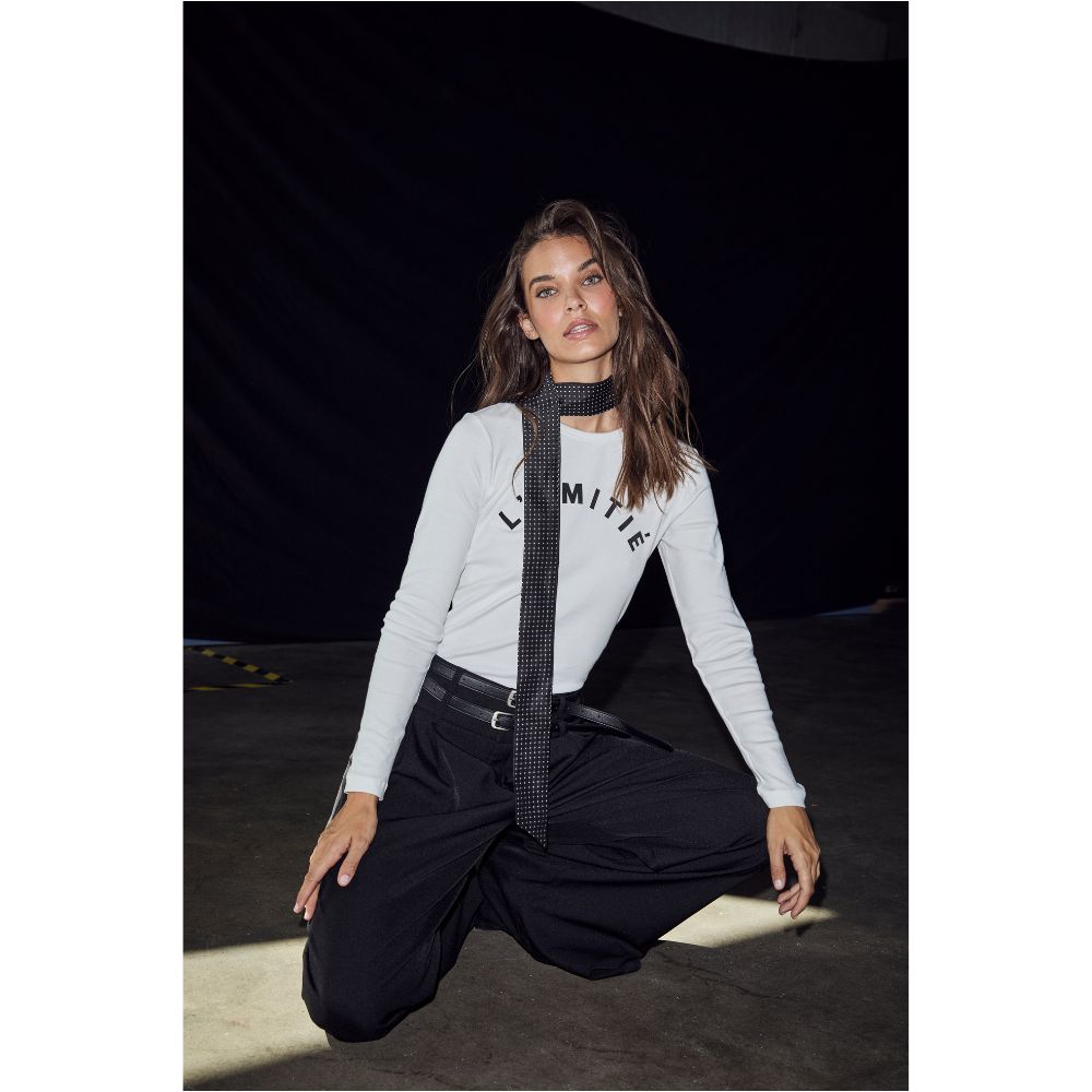 L'AMITIÉ Off-White Clean LS Logo Te